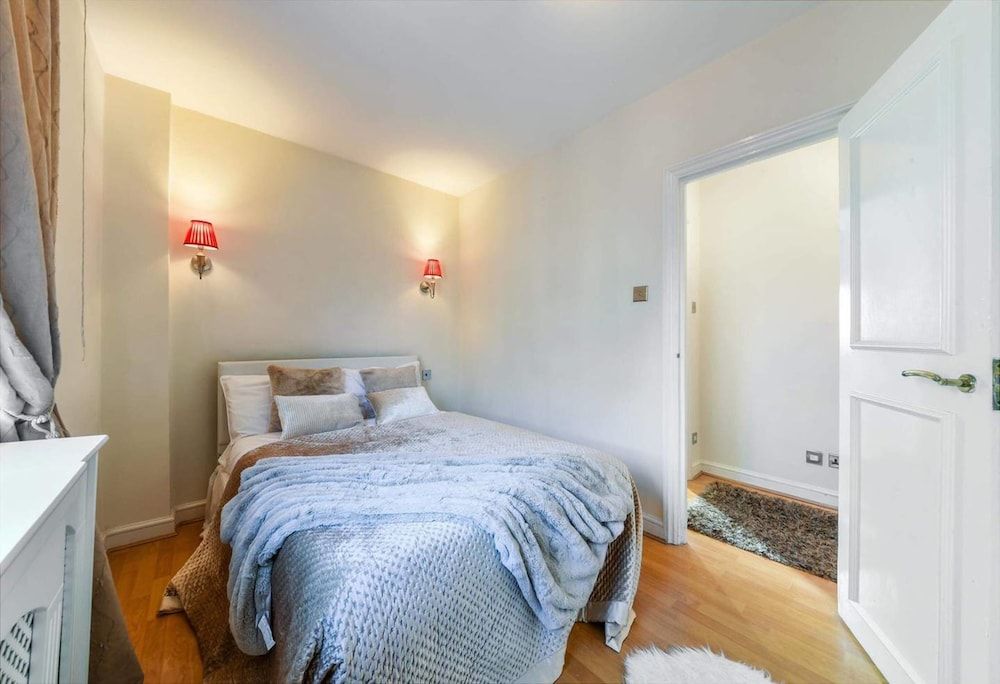 undefined Cozy & Stylish Apartment in Chelsea