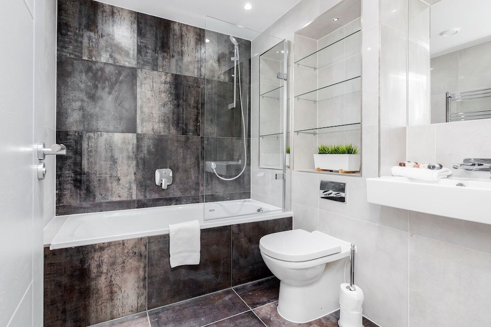 Roomspace Apartments -Walpole Court Apartment, 2 Bedrooms 17