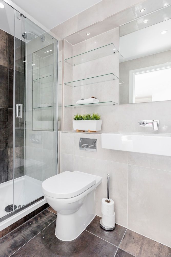 Roomspace Apartments -Walpole Court Apartment, 3 Bedrooms 19