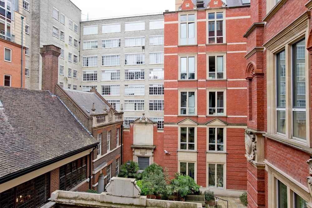 undefined Luxury Holborn 1 Bedroom Flats 2