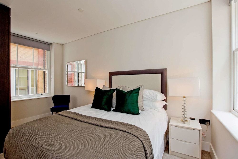 undefined Luxury Holborn 1 Bedroom Flats 4