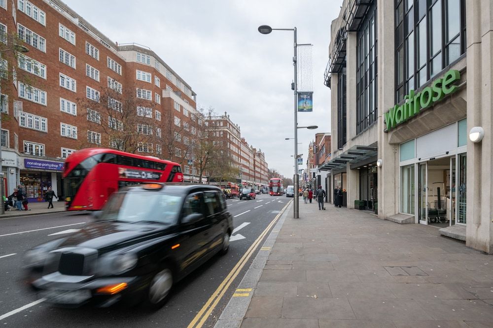 undefined Delightful Kensington Home close to Hyde Park 4