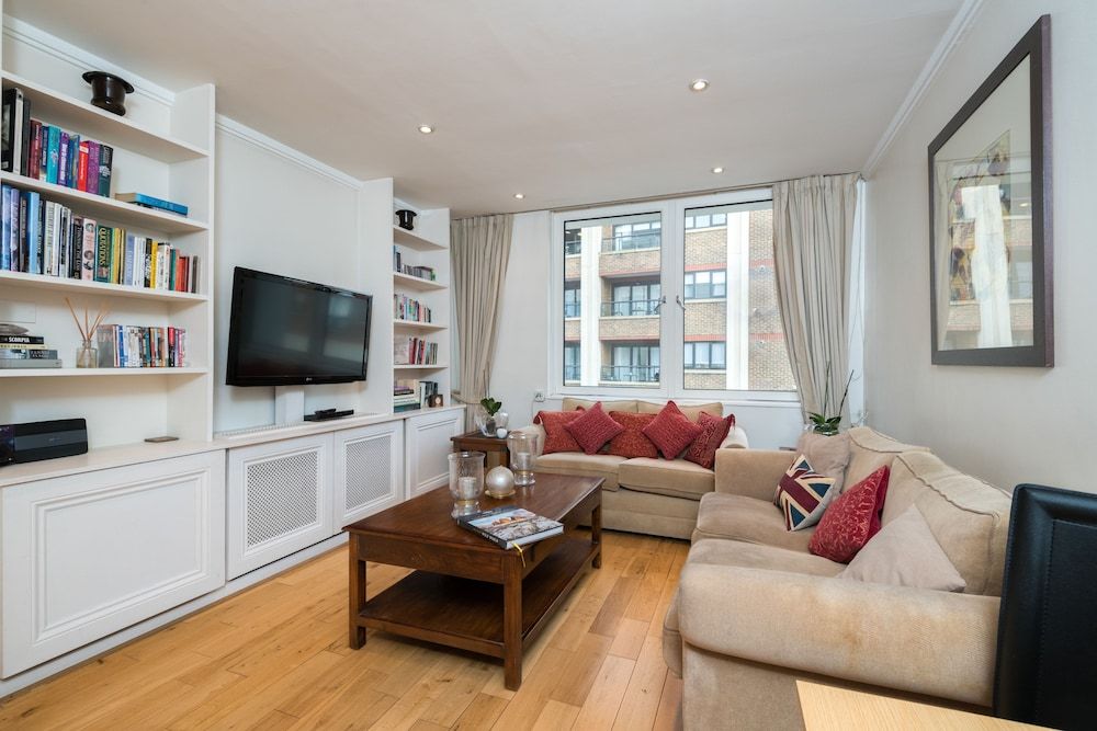 undefined Delightful Kensington Home close to Hyde Park 2