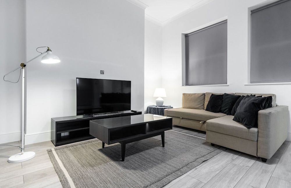 Luxury Apartments in Central London 2 Bedroom Apartment Occupancy 6 10