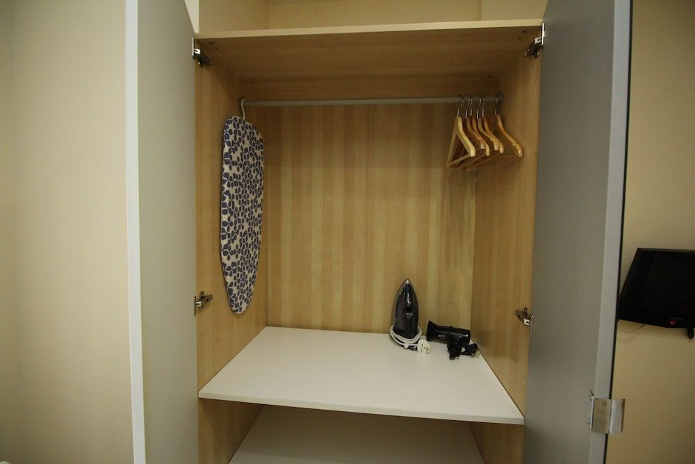 undefined Flexistay Hillbrook 10