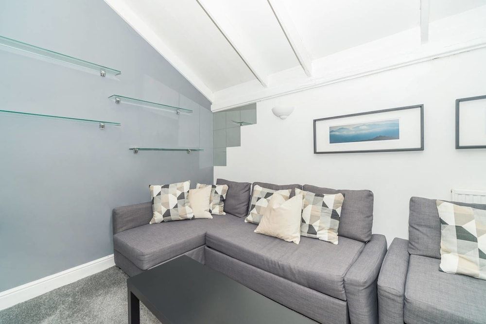 PML Apartments Victoria Apartment 17