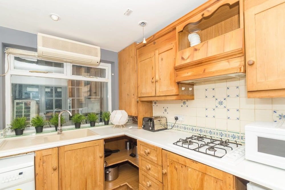 PML Apartments Victoria Apartment 13