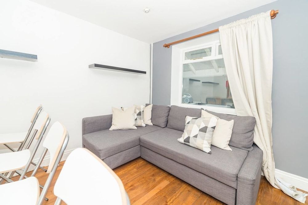 PML Apartments Victoria Apartment 14