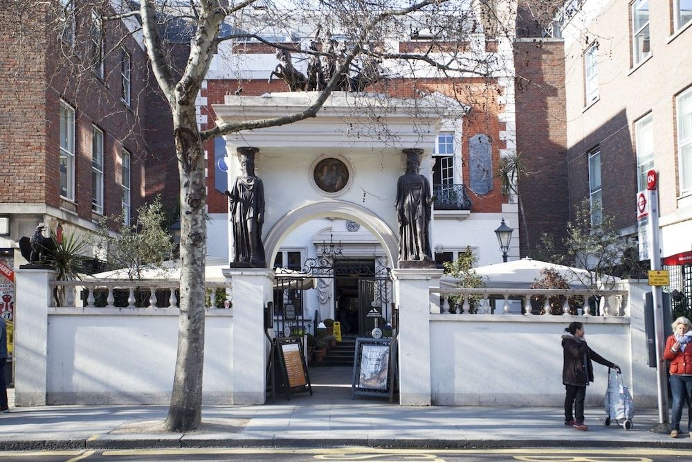 undefined Chelsea for History and Art Lovers