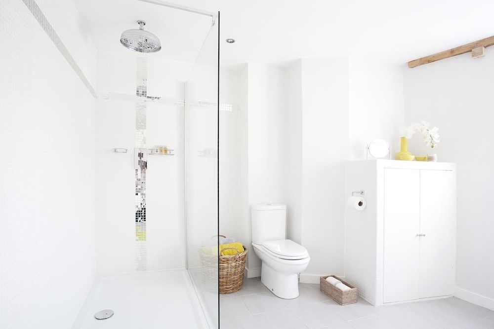 undefined Central Apartment with Wifi 8