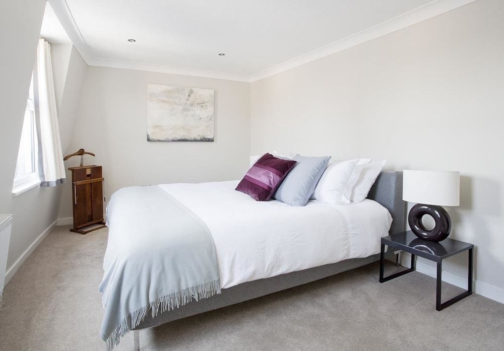 undefined Central Apartment with Wifi 5