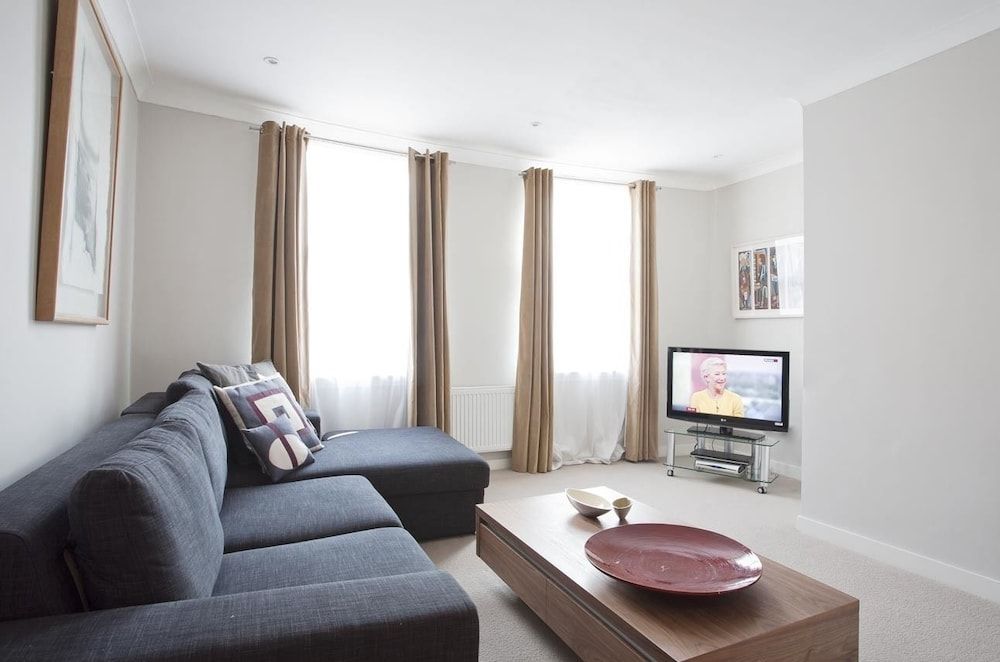 undefined Central Apartment with Wifi 10