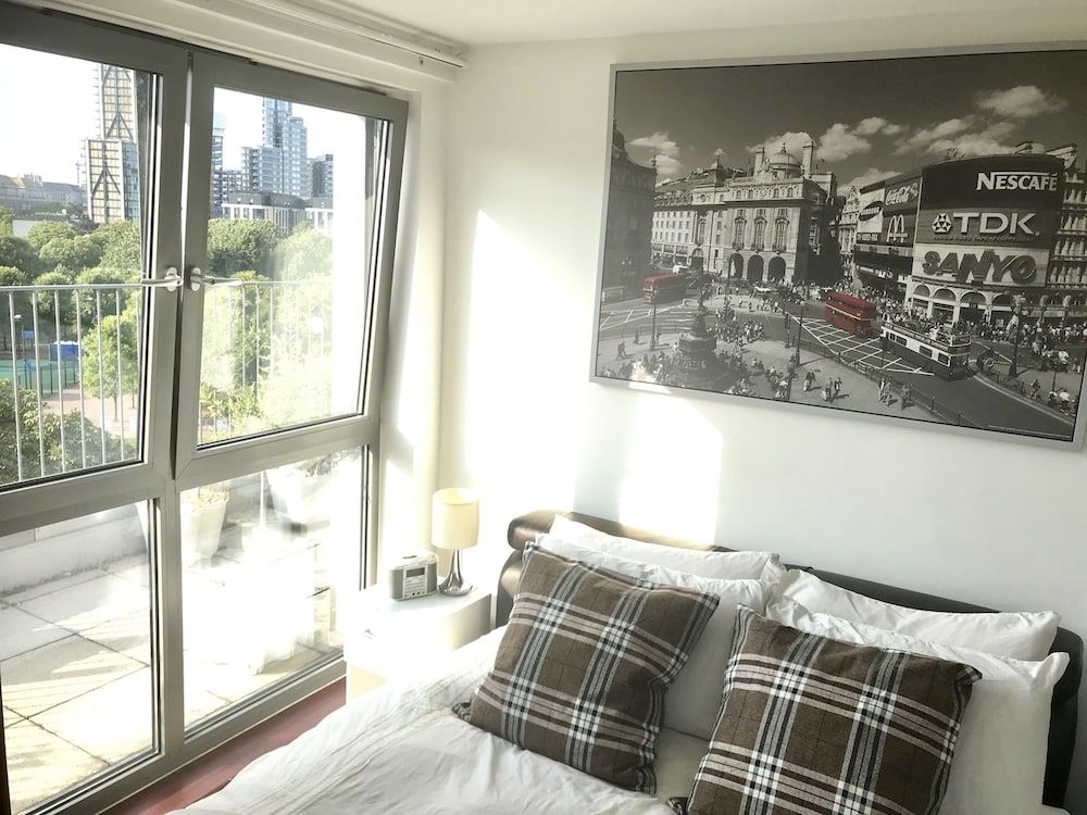 undefined Double Room In London Shared Penthouse