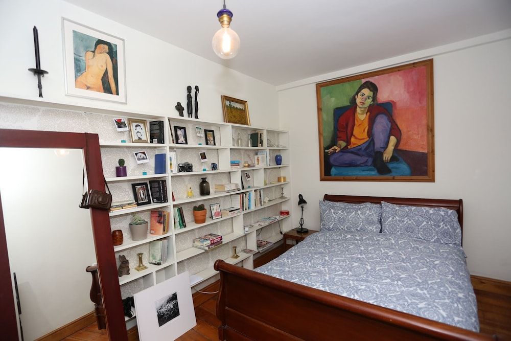 undefined Stay Retro in Soho 2