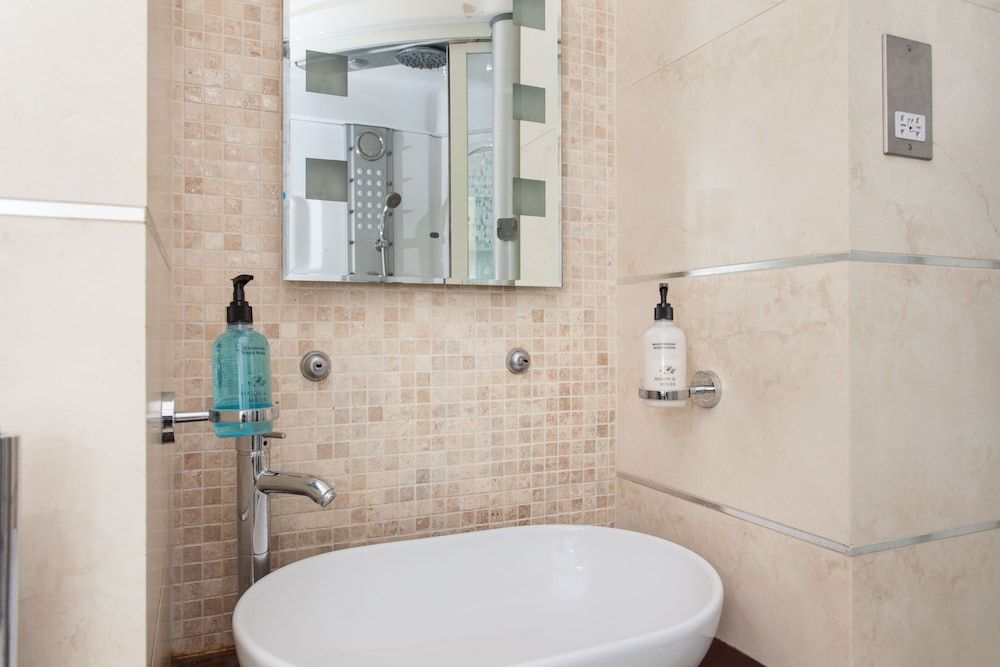 undefined Oxford Street Soho Fitzrovia BasicStudio 4