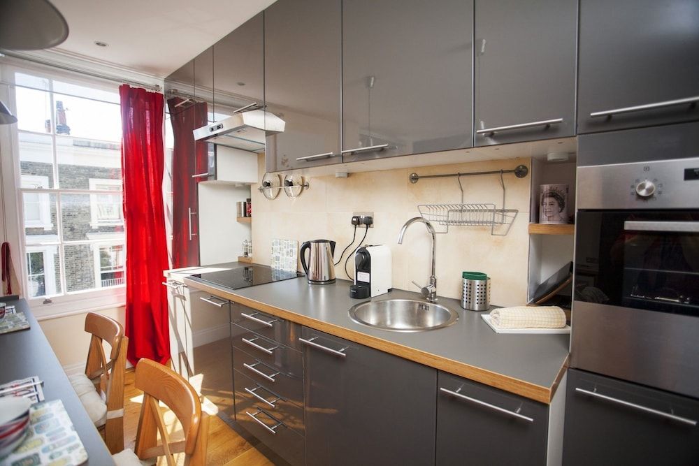 undefined Camden Town Colorful Market Atmosphere 5