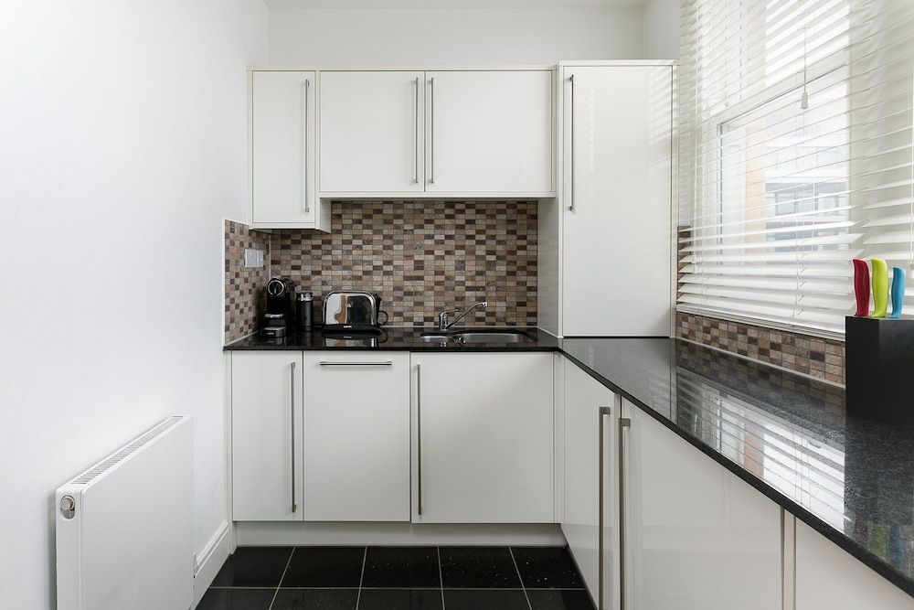 undefined 3 Beds 2 Baths Penthouse 6