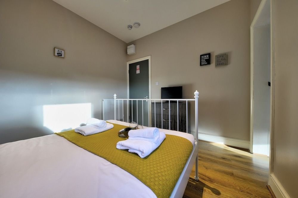 undefined CJ8 Medium Studio 5