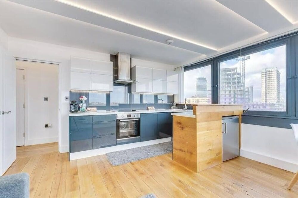 undefined 26 Penge House 4