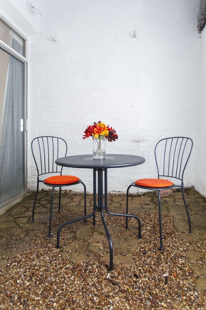 Victoria Magical Atmosphere with Patios Apartment, 2 Bedrooms 11