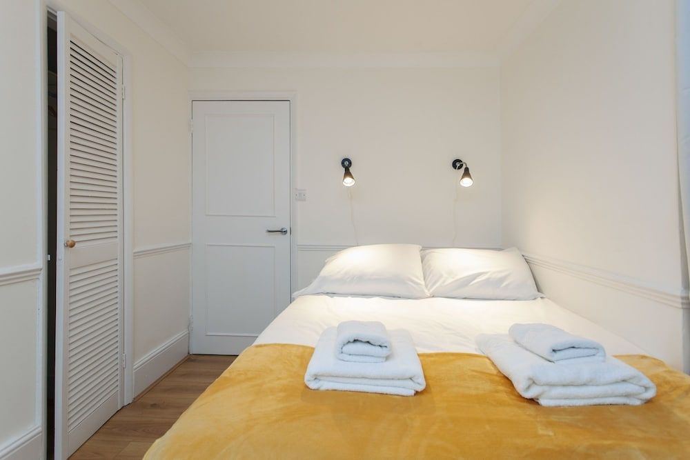 Victoria Magical Atmosphere with Patios Apartment, 2 Bedrooms 5