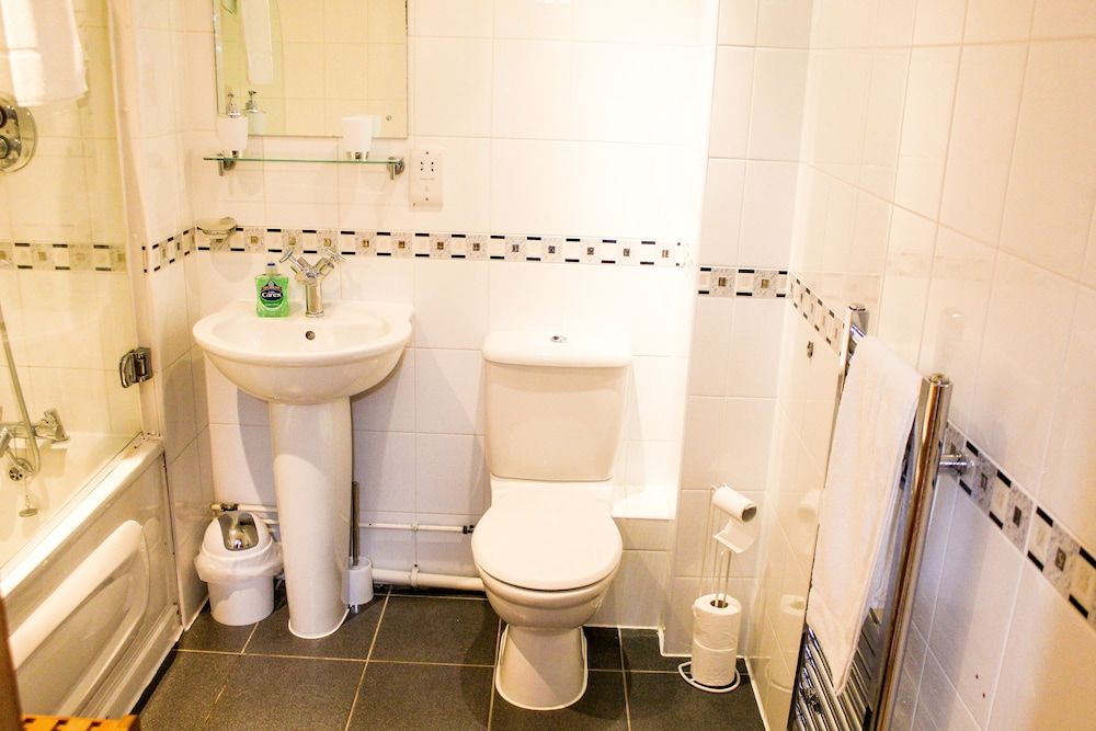 undefined 75 The Gardens 9