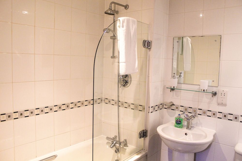 undefined 75 The Gardens 10