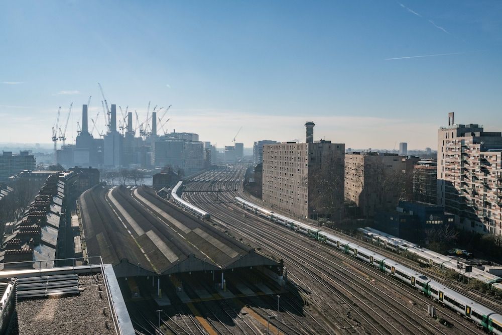 Modern Family Home close to Victoria Station Apartment (2 Bedrooms) 29