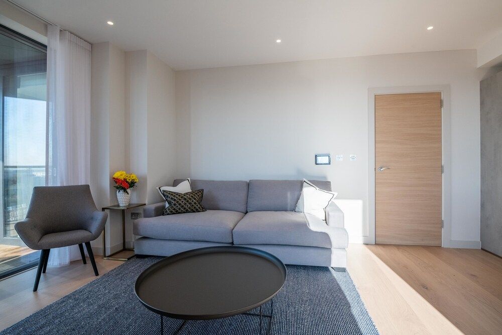 Modern Family Home close to Victoria Station Apartment (2 Bedrooms) 17