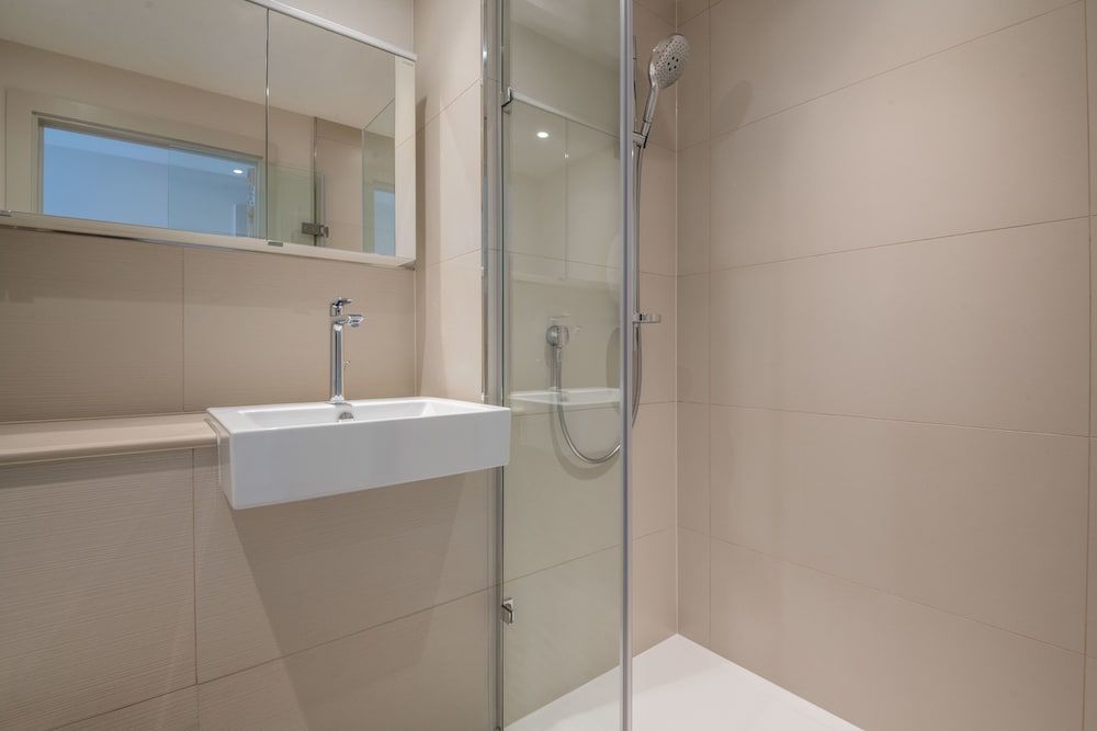 Modern Family Home close to Victoria Station Apartment (2 Bedrooms) 26