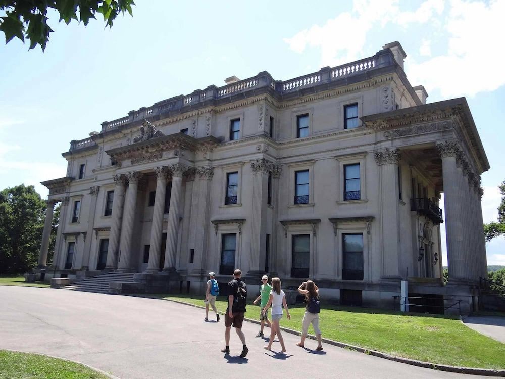 undefined IN2 Large Studio 2