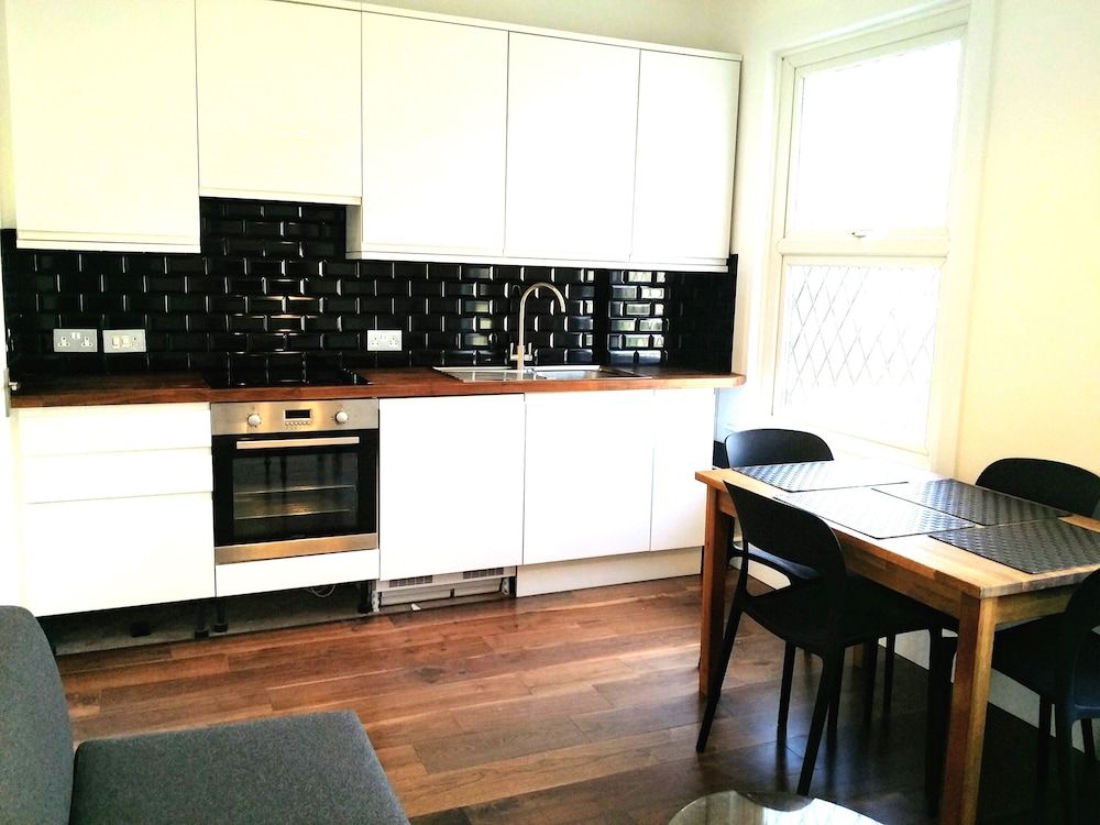 undefined Victorian Terraced Apartments 10