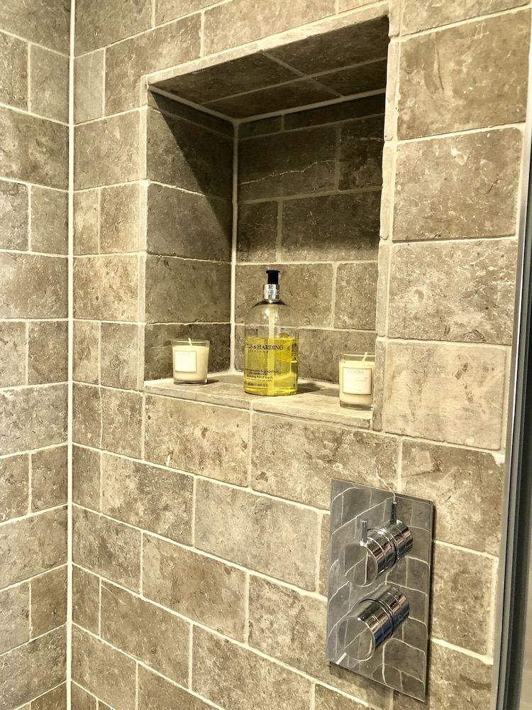 Stylish Maisonette and studio in Victoria City Apartment, 2 Bedrooms, Terrace, City View 9