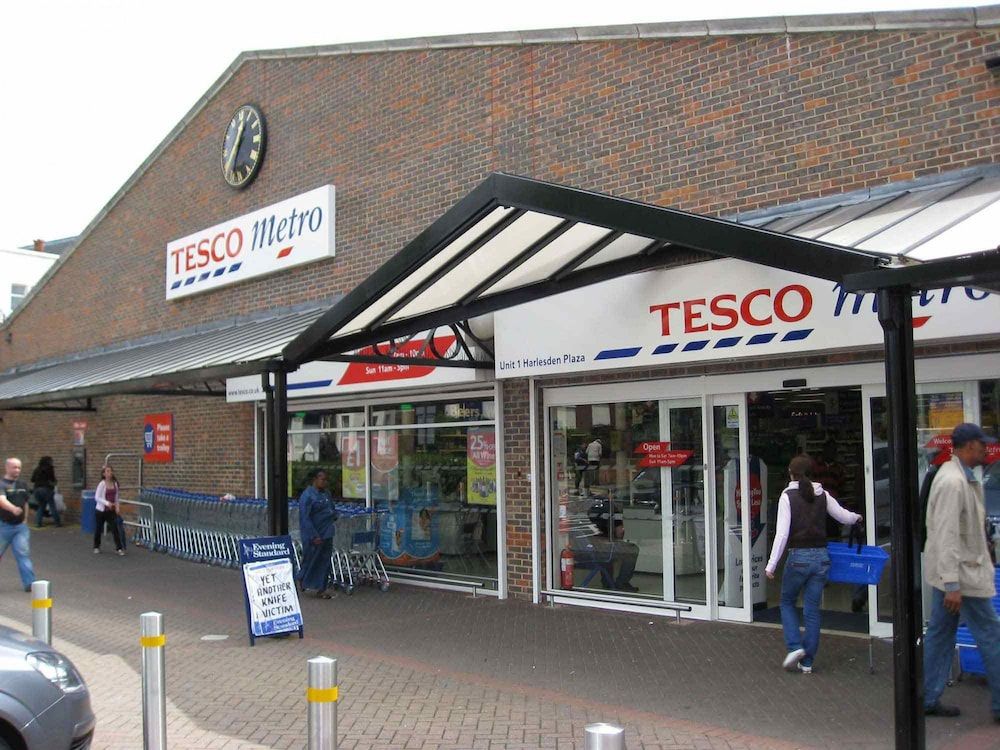 undefined R2 Medium Studio 2