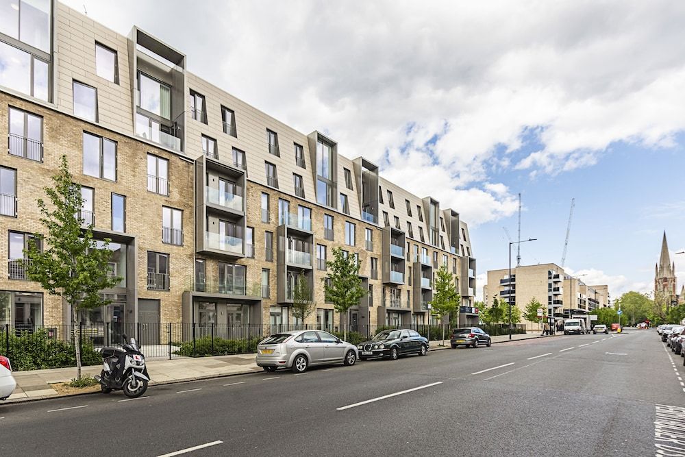 undefined Stunning Brand New Westminster Apartment 2