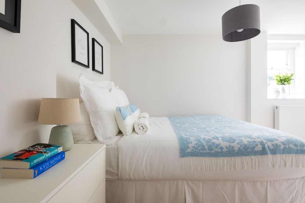 undefined Iverna Gardens by Lime Street 9