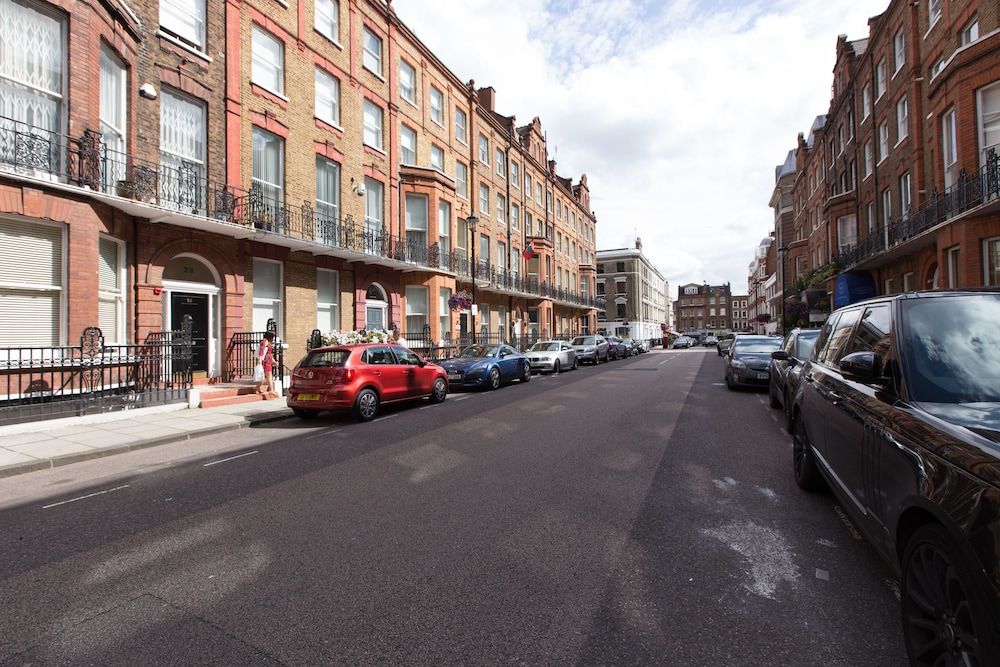 undefined Baker Street Apartments by Allô Housing 3