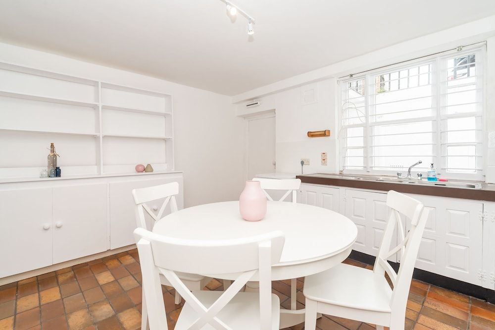 PML Apartments Montpelier Street Apartment, Multiple Beds 36
