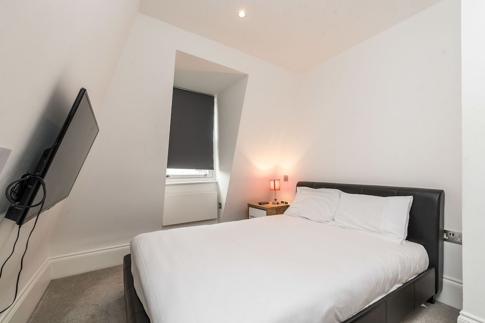 undefined Piccadilly Lofts  by Allô Housing 5