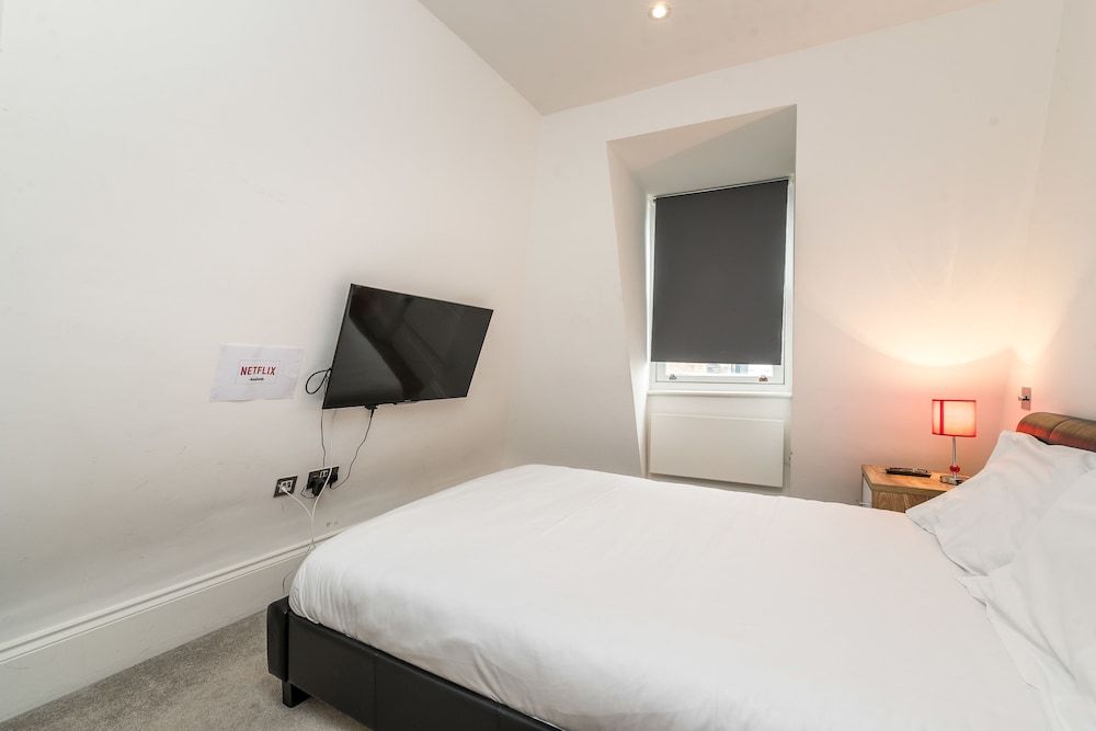 undefined Piccadilly Lofts  by Allô Housing 6