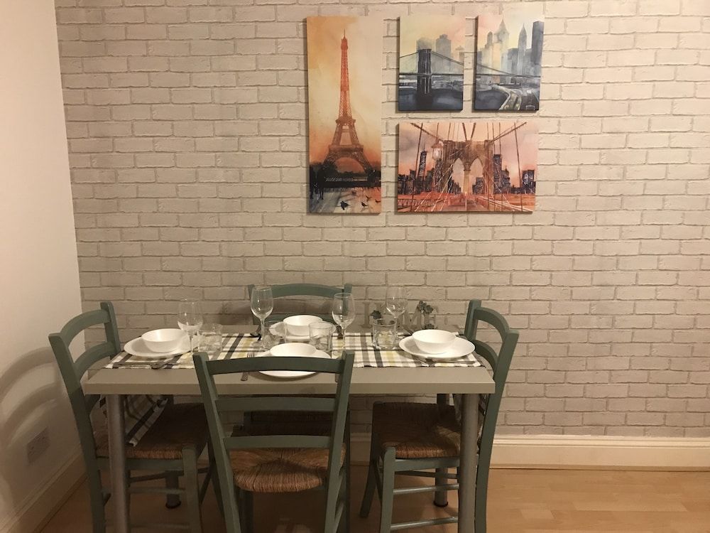 undefined Brondesbury Arms 2