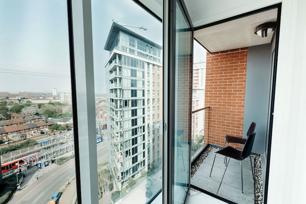 undefined Royal Modern Apartment 7