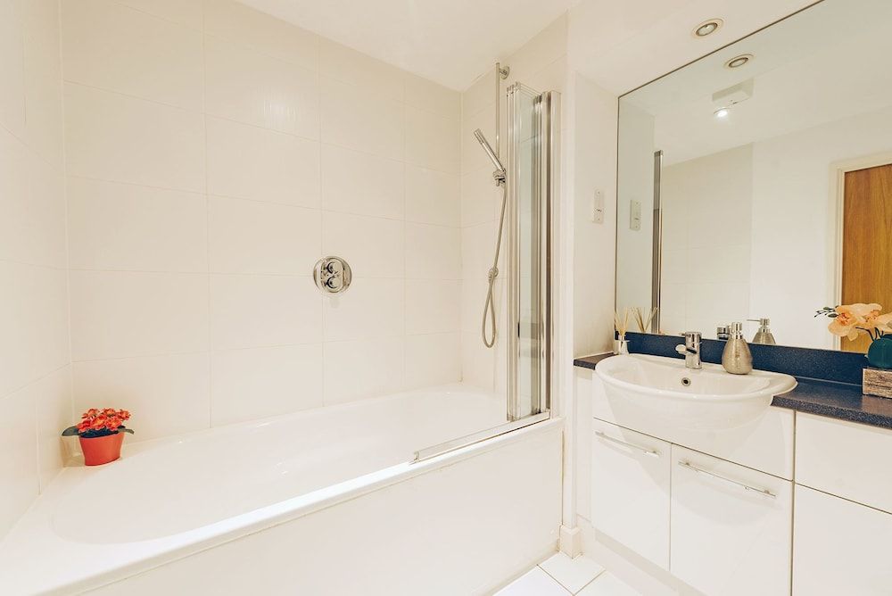 undefined Royal Modern Apartment 10