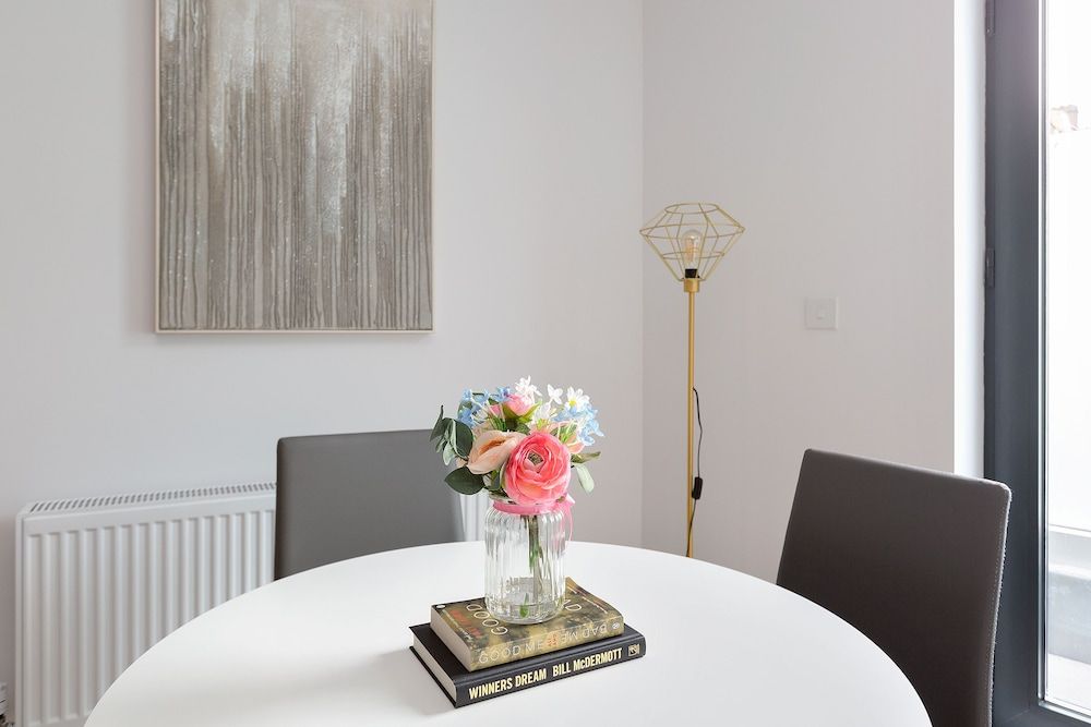 Heart of Camden Apartment, Multiple Beds (154a) 13