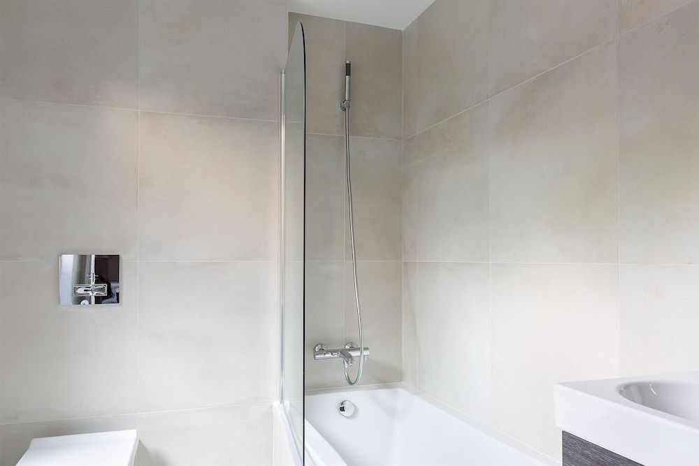 undefined Heart of Camden 10