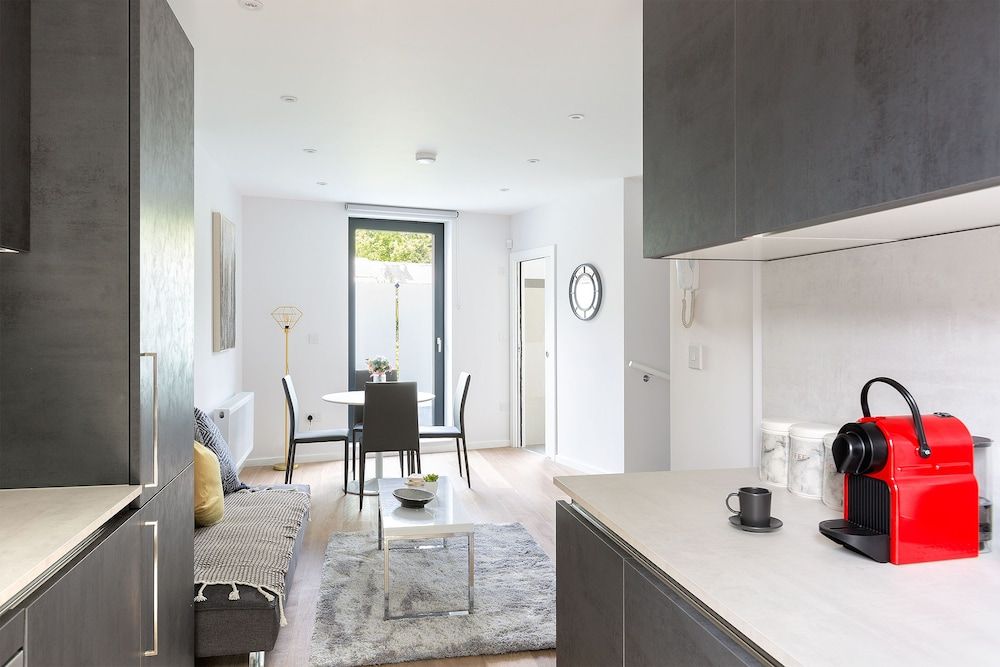 Heart of Camden Apartment, Multiple Beds (154a) 16