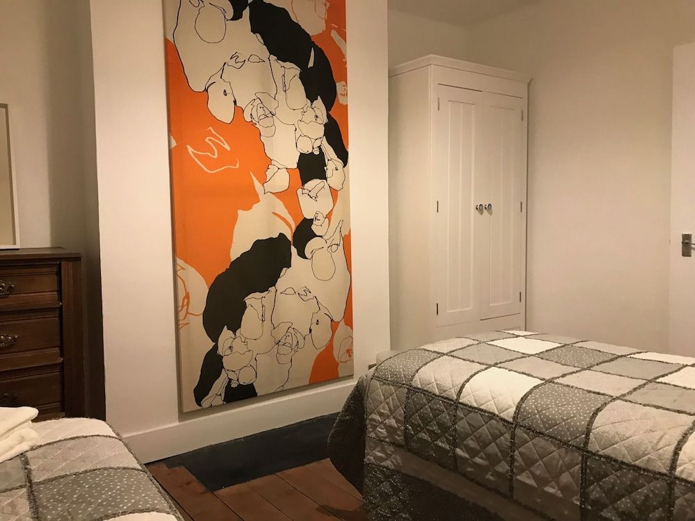 Maida Vale Queens Park Warwick Avenue Apartment with Terrace 5