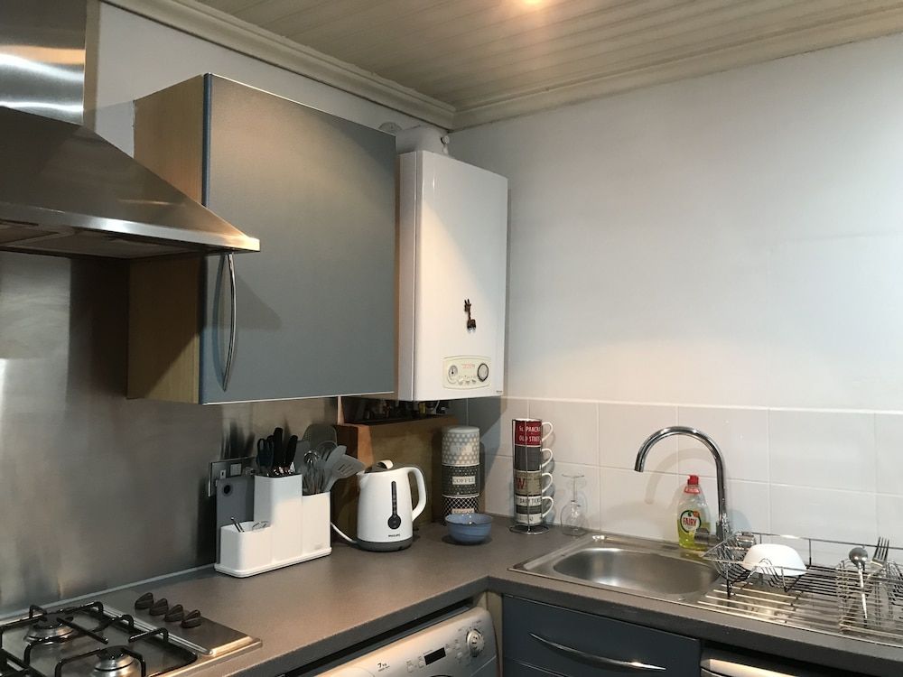 Maida Vale Queens Park Warwick Avenue Apartment with Terrace 19