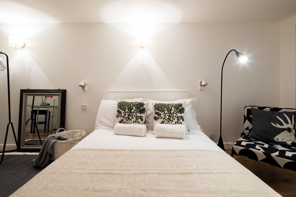 One Palace Gate Apartment, 1 Bedroom 3