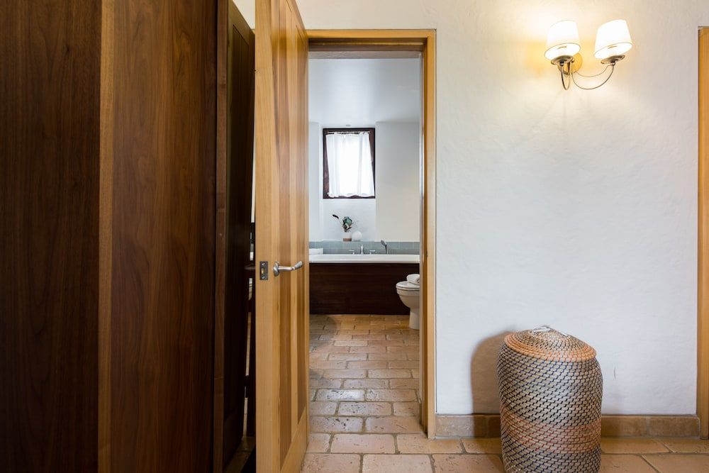 One Palace Gate Apartment, 3 Bedrooms 20